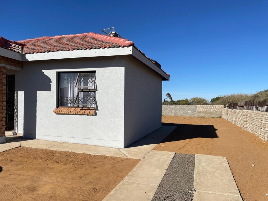2 Bedroom Property for Sale in Mogwase North West